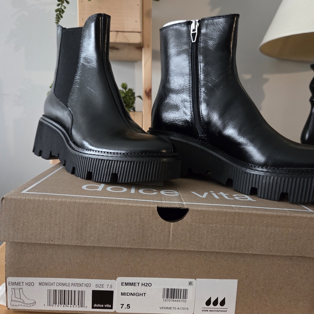 Dolce Vita Black Ankle Booties with Sleek Leather Finish